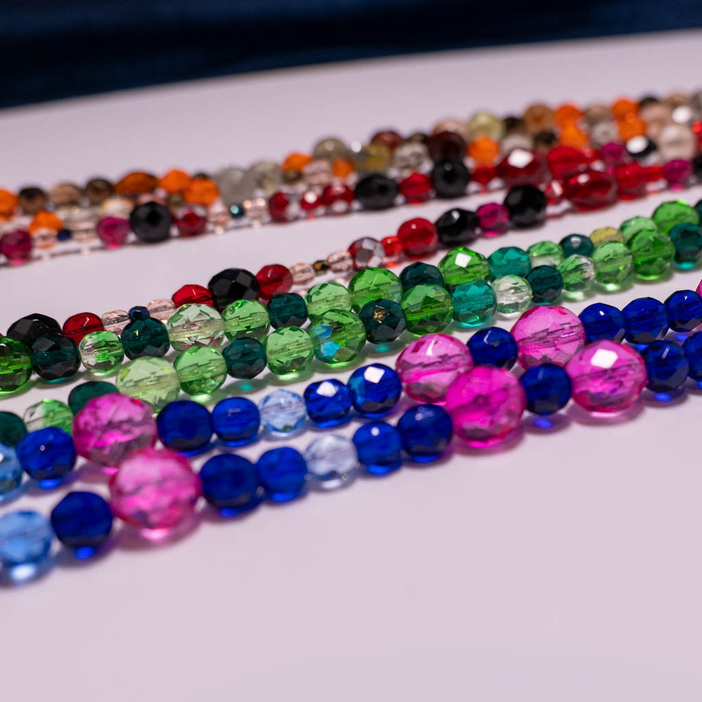 Necklace with green faceted glass beads