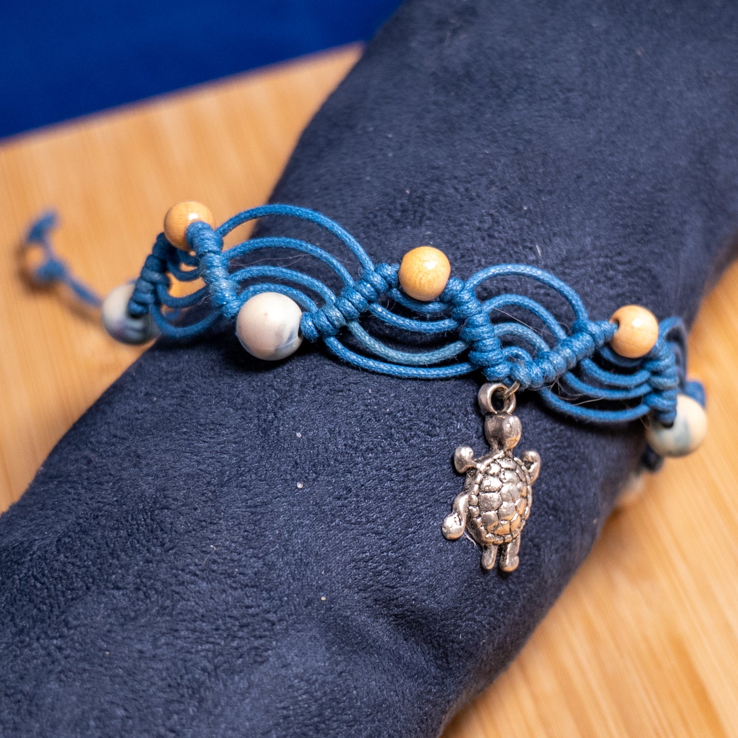 Blue Wave Turtle armband