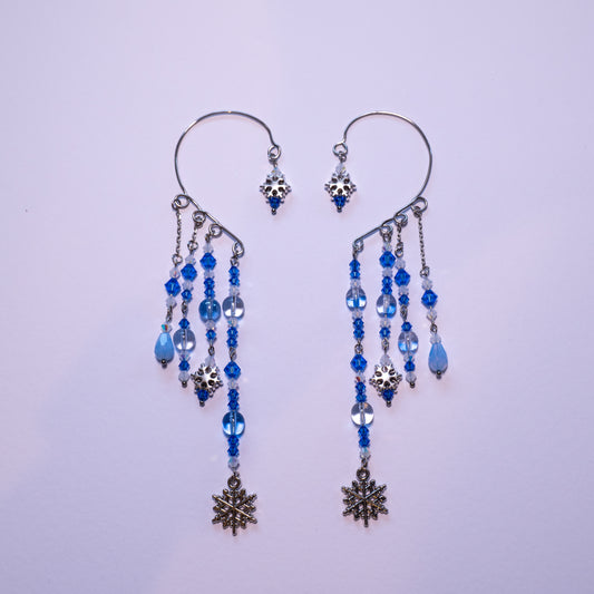 Ear cuffs met sneeuwvlokken