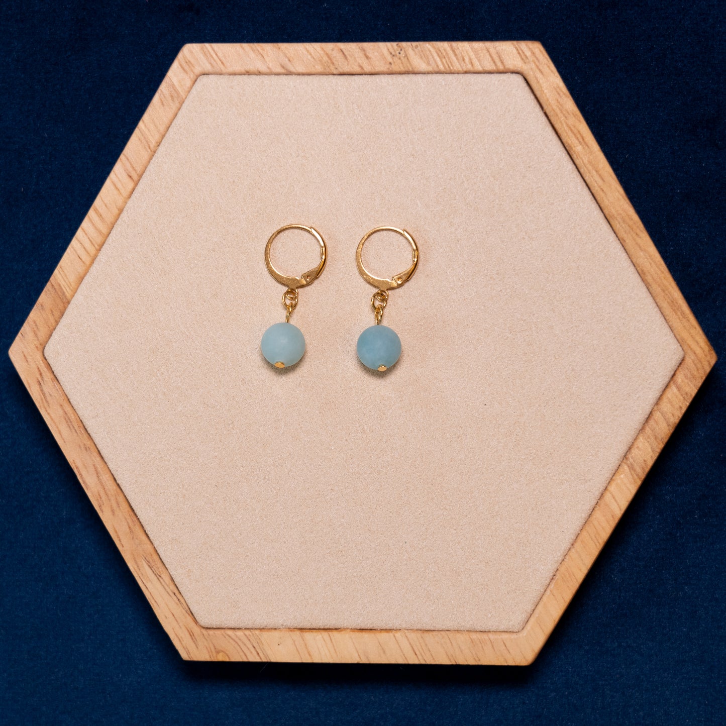 Kleine oorbellen met halfedelsteen kralen