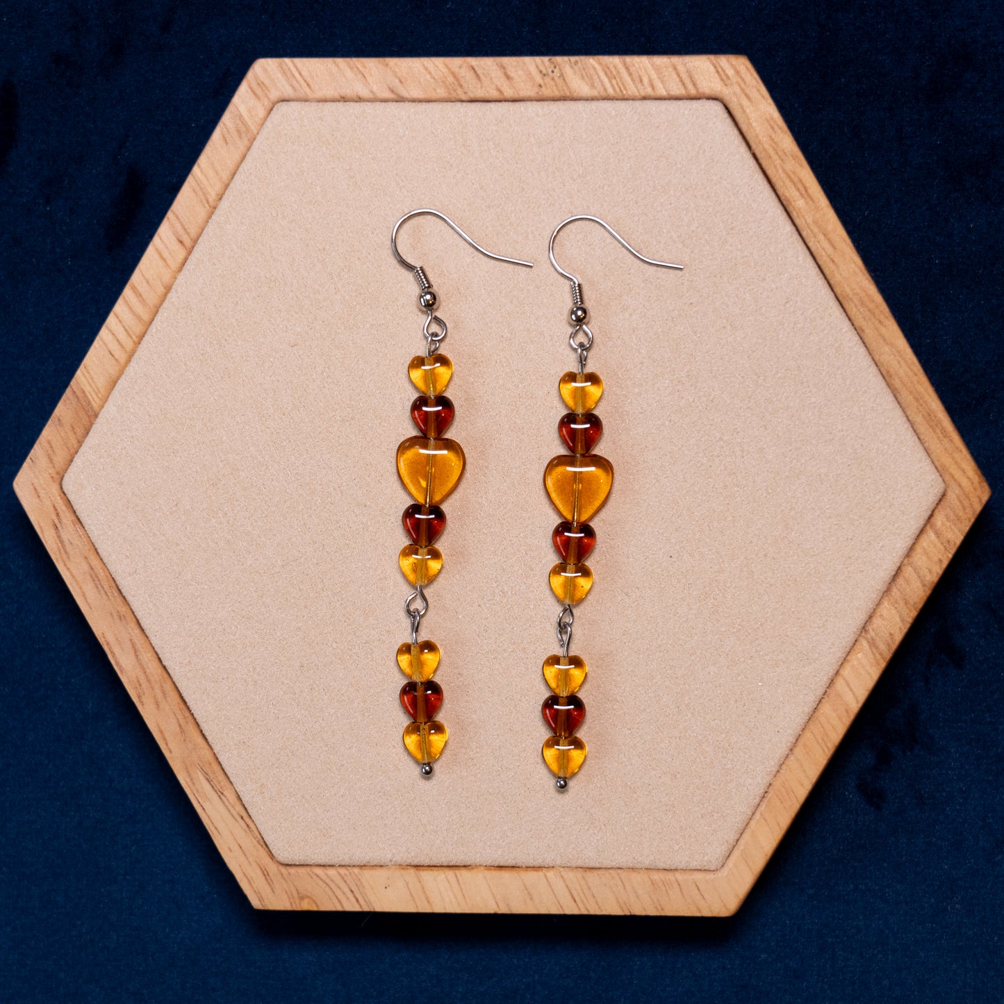 Oorbellen met hartjes in bruin en oranje