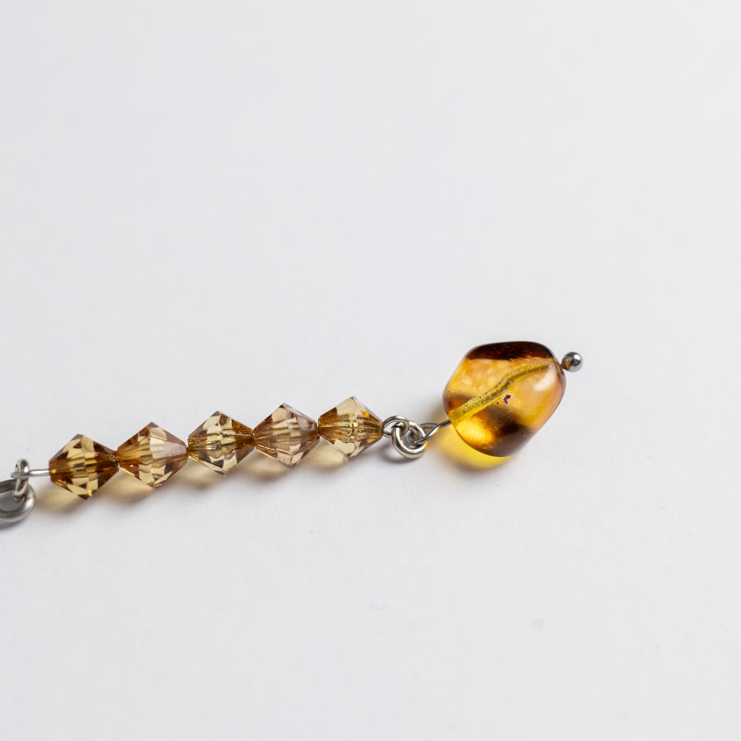 Ambervlam ear cuffs