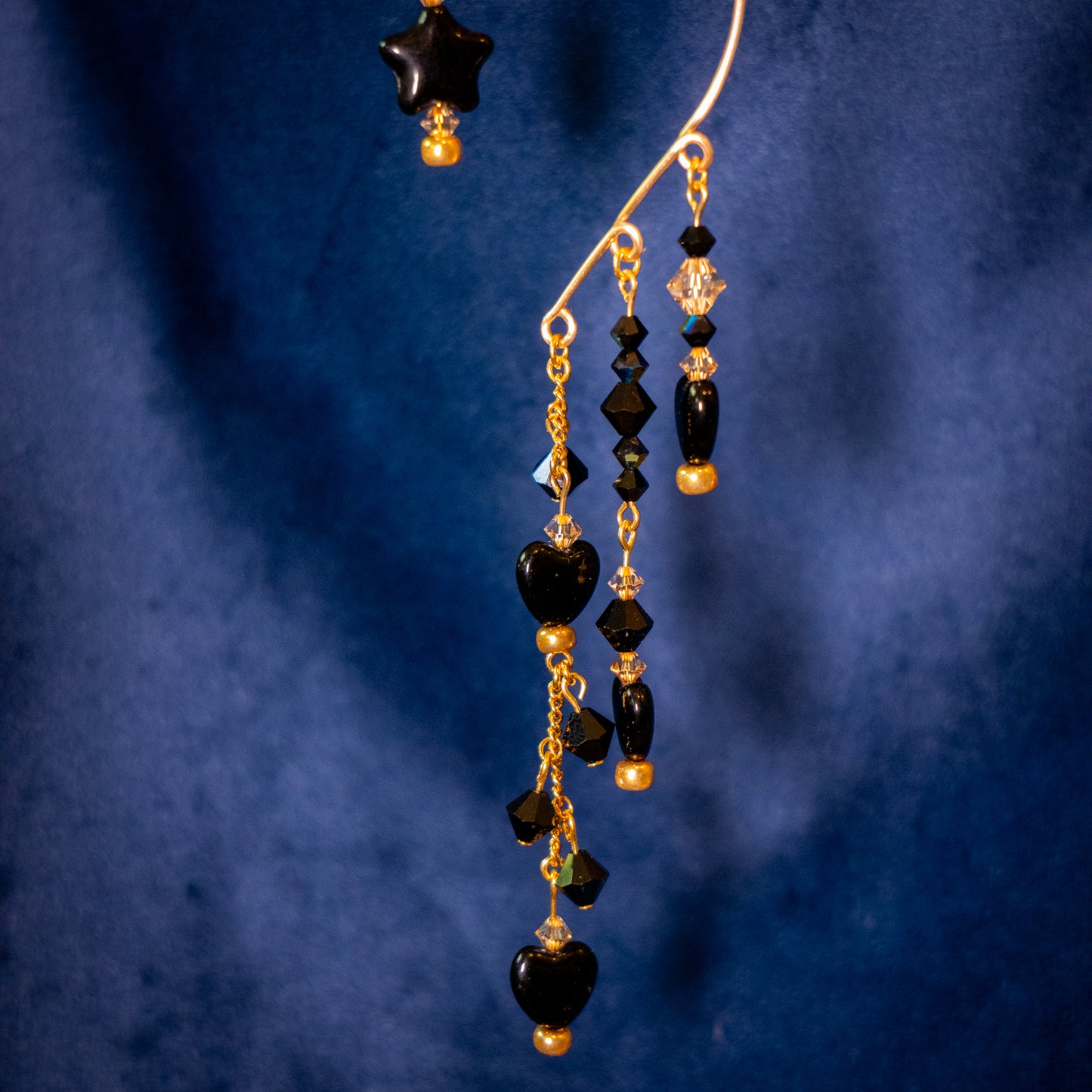 Ear cuffs Obsidian Heart
